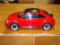 1:18 Kyosho Volkswagen The Beetle Coupé 2011 Rojo. Subida por santinogahan